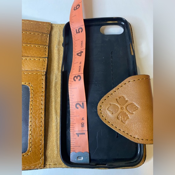 Patricia Nash tooled leather cell phone/wallet - Picture 12 of 12